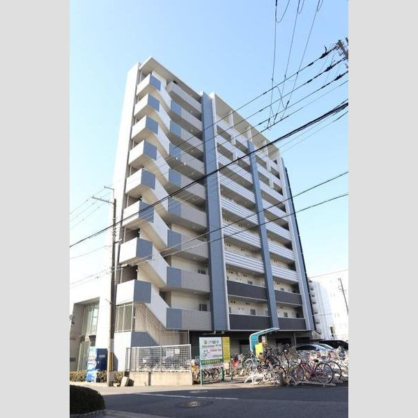 Art Pension高井田の外観