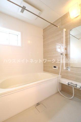 ガルリ・ポーズの浴室|浴室（参考101号室反転タイプ）