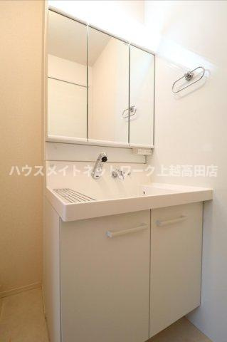 ガルリ・ポーズの独立洗面台|洗髪洗面化粧台（参考101号室反転タイプ）