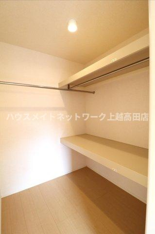 ガルリ・ポーズの収納|収納（参考101号室反転タイプ）