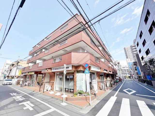 エスカイア久米川の外観