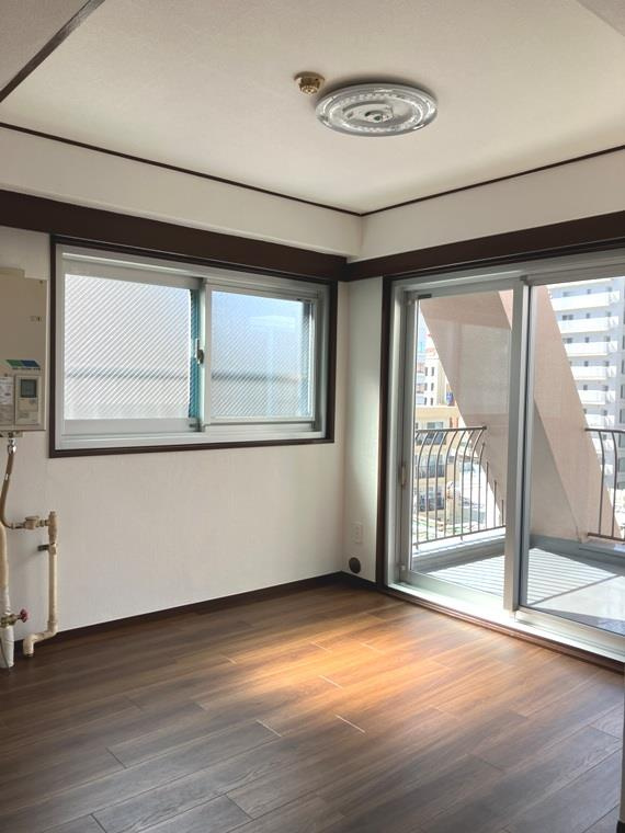 マンション市川の居間・リビング