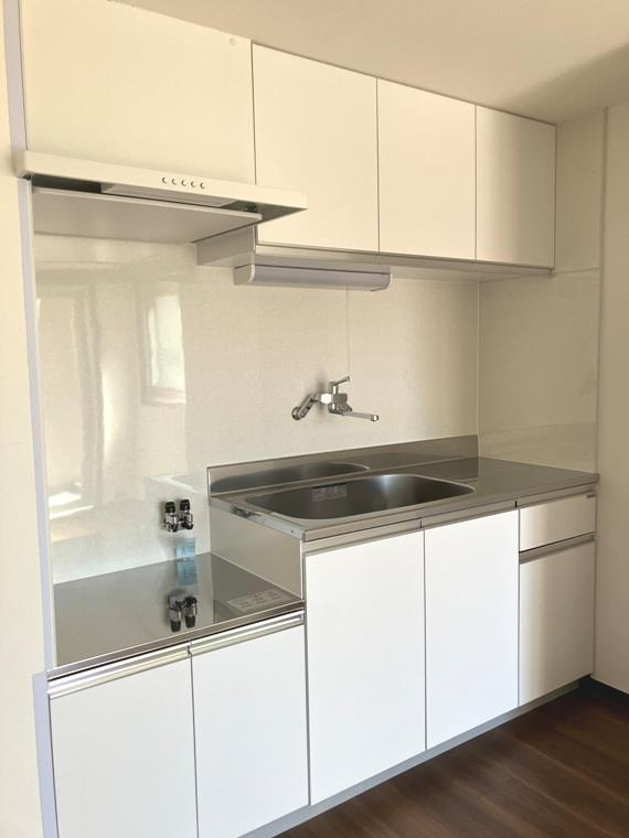 マンション市川のキッチン