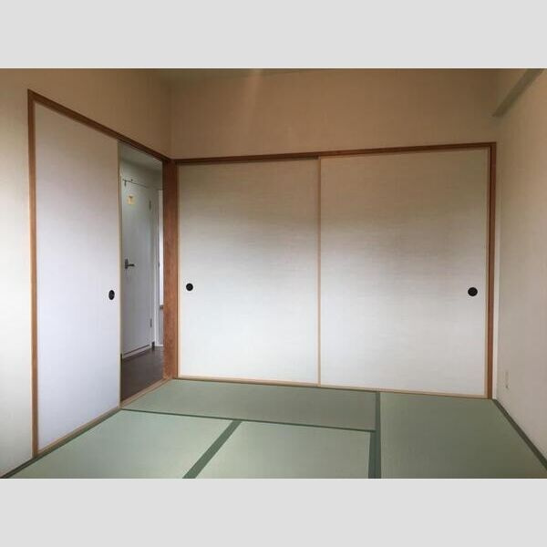 メゾンパルフェートの和室