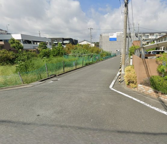 ミアーナ・スプリング の周辺