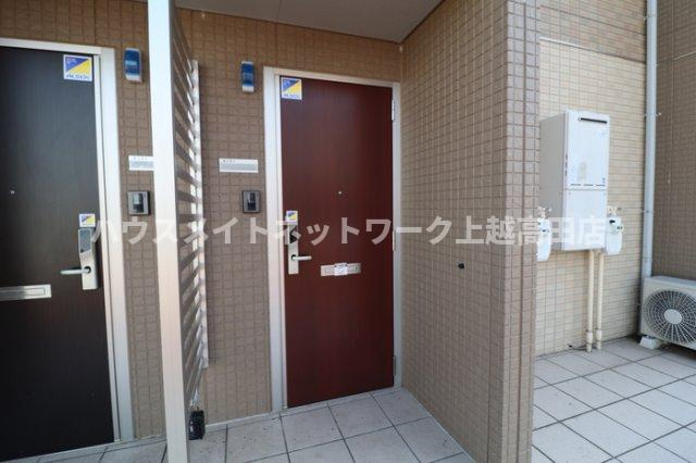 葵 Ｂのエントランス|エントランス（参考201号室反転室内写真）