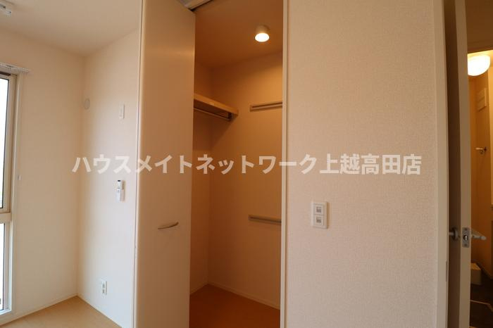 葵 Ｂの収納|収納（参考201号室反転室内写真）