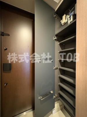 【収納】 | アトラスシティ千歳烏山グランスイート杜ノ棟 | シューズBOX②