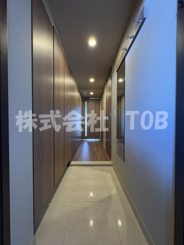 【玄関】 | アトラスシティ千歳烏山グランスイート杜ノ棟