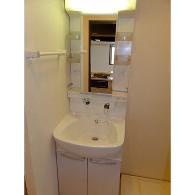 【洗面所】 | クオーレ西新宿 | 独立洗面台