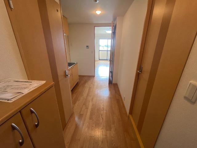 ハイツエスポアⅡの内装|廊下（イメージ）