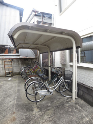 屋根付駐輪場