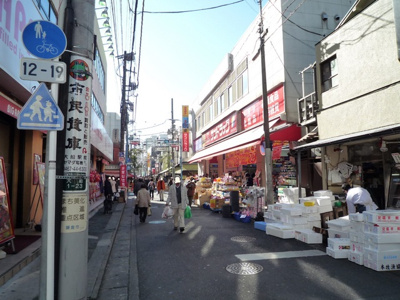 大船仲通商店街まで500ｍ