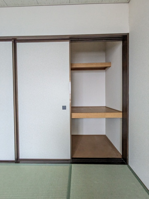 和室の押し入れ収納