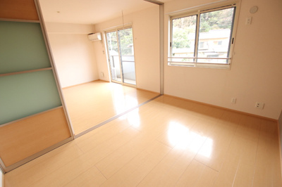 ウォークインクローゼット付きの洋室６帖