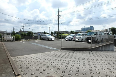 駐車場　契約必須