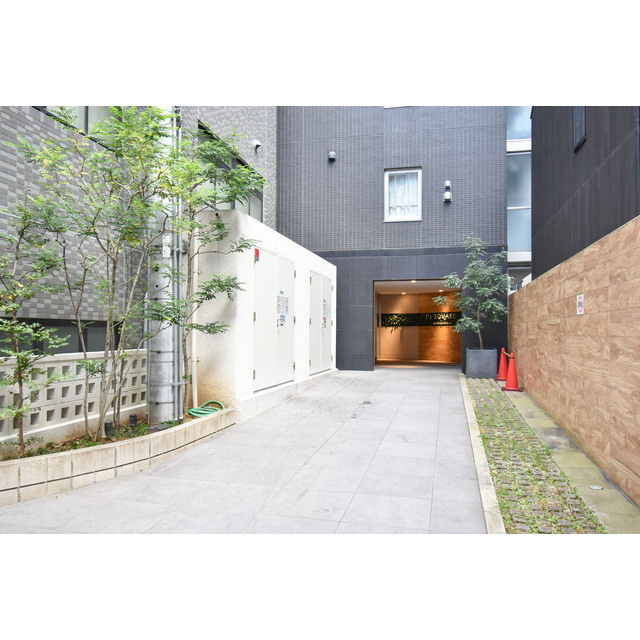 メインステージ西天満T’s SQUAREのエントランス