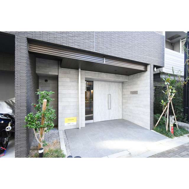 クオリタス水天宮前のエントランス