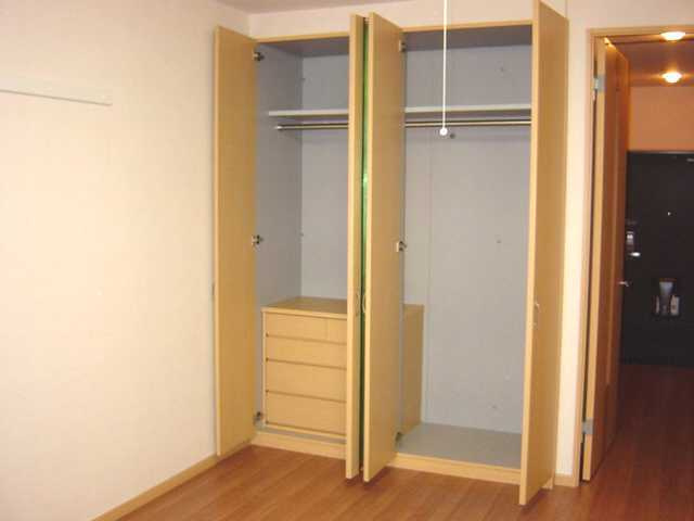 リヴェール・カノンの収納|クローゼット