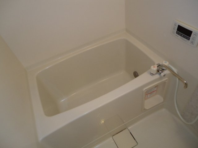 アールヴェイラDの浴室|バス