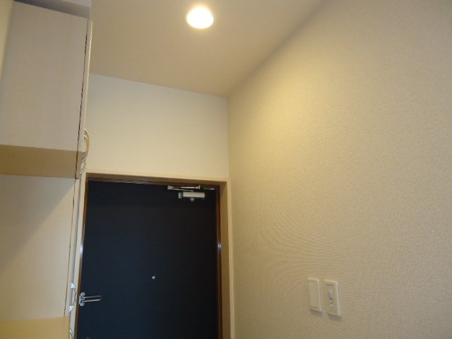 アールヴェイラDのその他|センサー付き照明