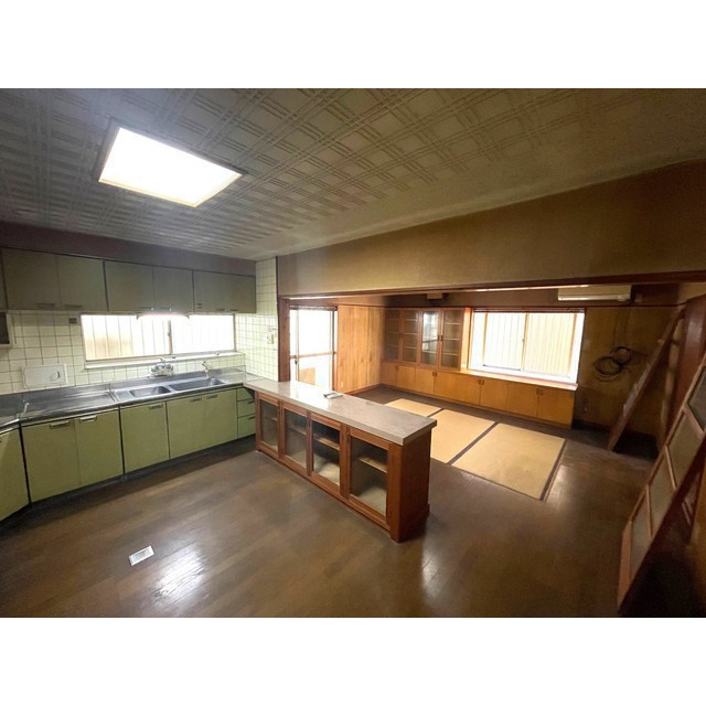 西改田住居付店舗のキッチン