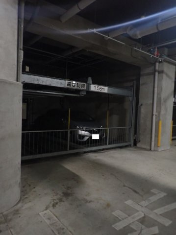 レジディア文京音羽の駐車場