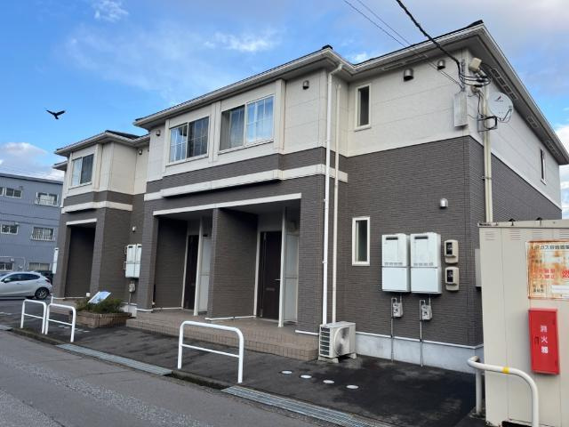 エクセールハウス大泉の外観|外観写真（昼）