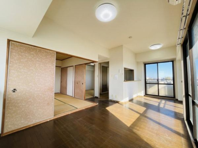 【居間・リビング】 | サザンベル泉佐野　中古マンション