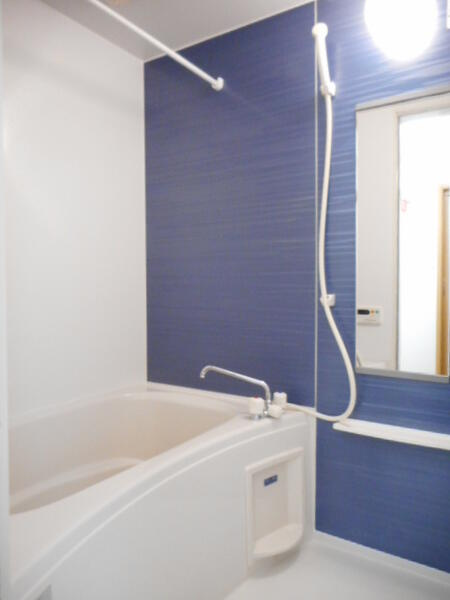 サン　ローレル２の浴室