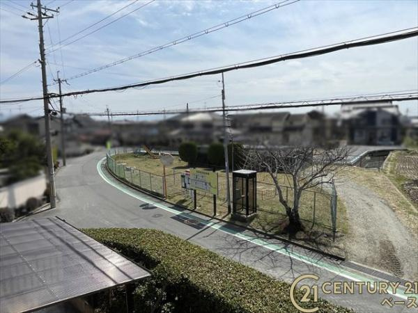 磯城郡三宅町大字屏風の売地のその他|■現地撮影写真■ 目の前には公園があり、日当たりや２階からの景観も良好です。
