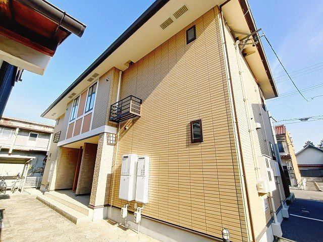 サンリット本郷Ⅱの外観