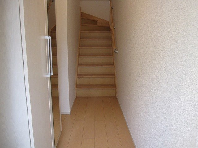 サンリット本郷Ⅱの玄関