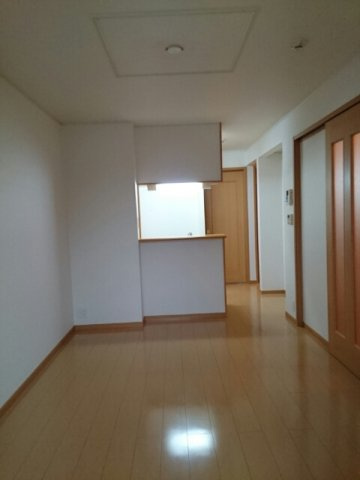 モカロールＣの内装