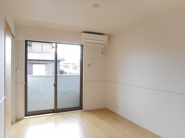 スプリリティーの居間・リビング