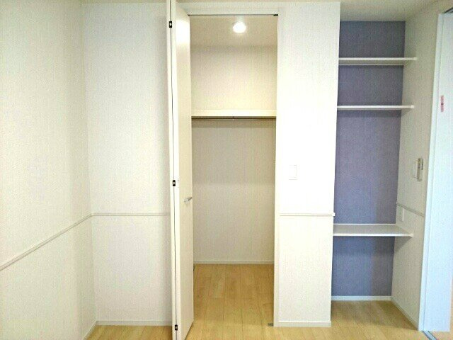 アドニスＢの収納