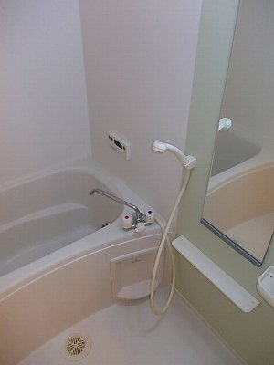 サンシャインヒルズＡの浴室