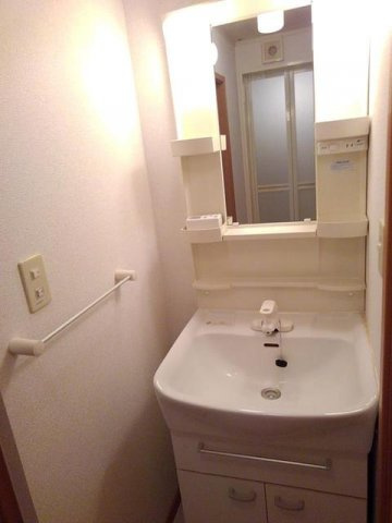 ポライトリーＢの洗面所