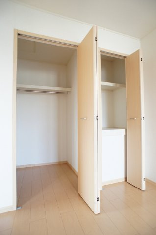 グランツ　ガーデンⅣの収納