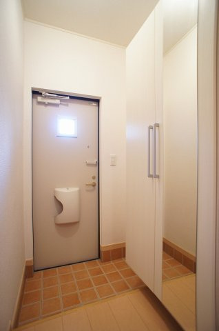 グランツ　ガーデンⅣの玄関