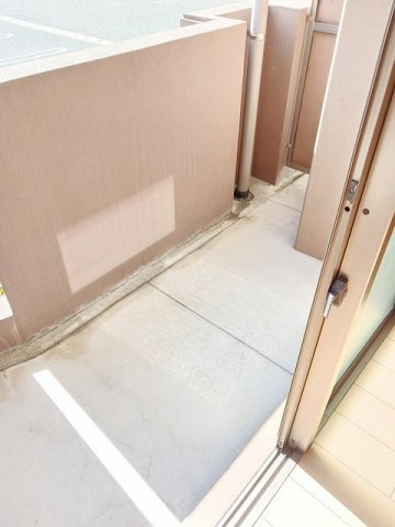 レルベ保田窪のバルコニー