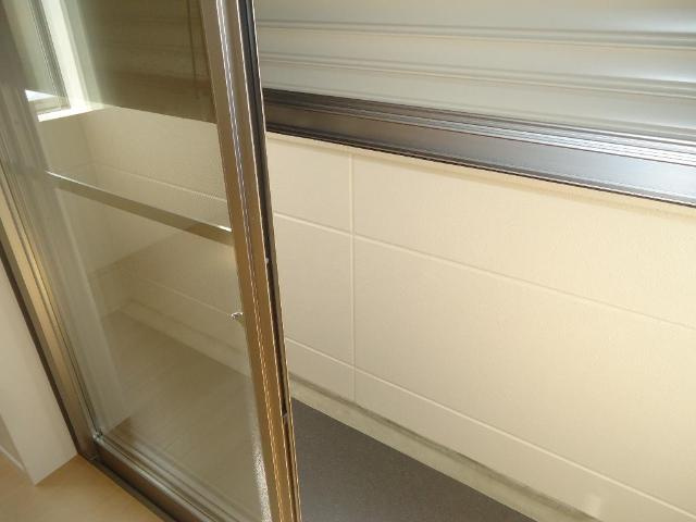 スュプレームＮのバルコニー|シャッター（イメージ）