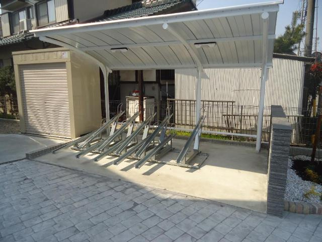 スュプレームＮのその他共用部分|外観写真（昼）