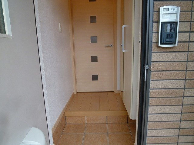 メルシ－ＡＩ・Ｅの玄関