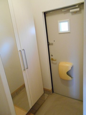 アンジュフランＢの玄関