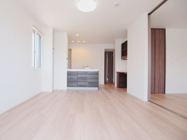 フィオーレ府中本町の居間・リビング