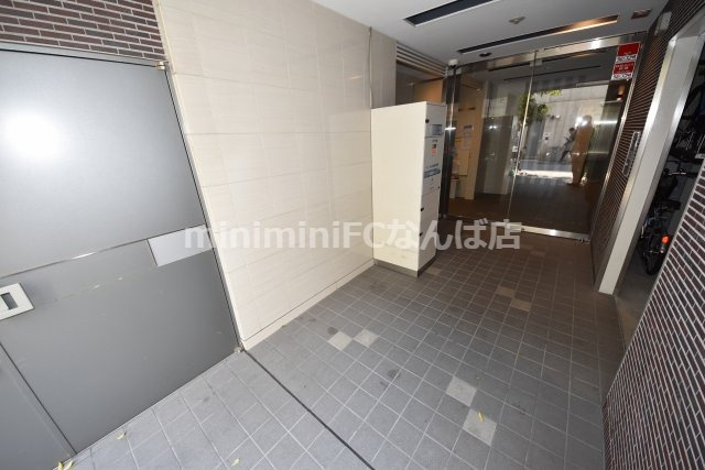 アリビオ新町のエントランス|建物の内部です