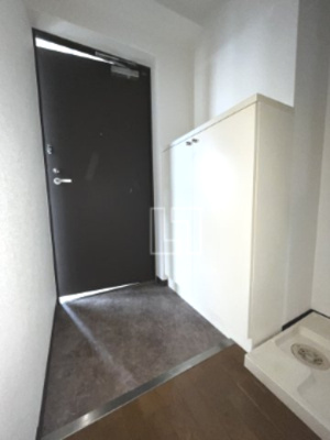 【玄関】 | ブリリアントコート心斎橋イースト | ブリリアントコート心斎橋イースト　玄関スペース