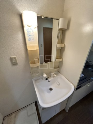 【洗面所】 | ブリリアントコート心斎橋イースト | ブリリアントコート心斎橋イースト　独立洗面化粧台