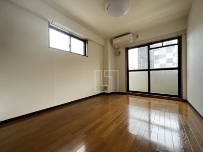 【居間・リビング】 | ブリリアントコート心斎橋イースト | ブリリアントコート心斎橋イースト　洋室